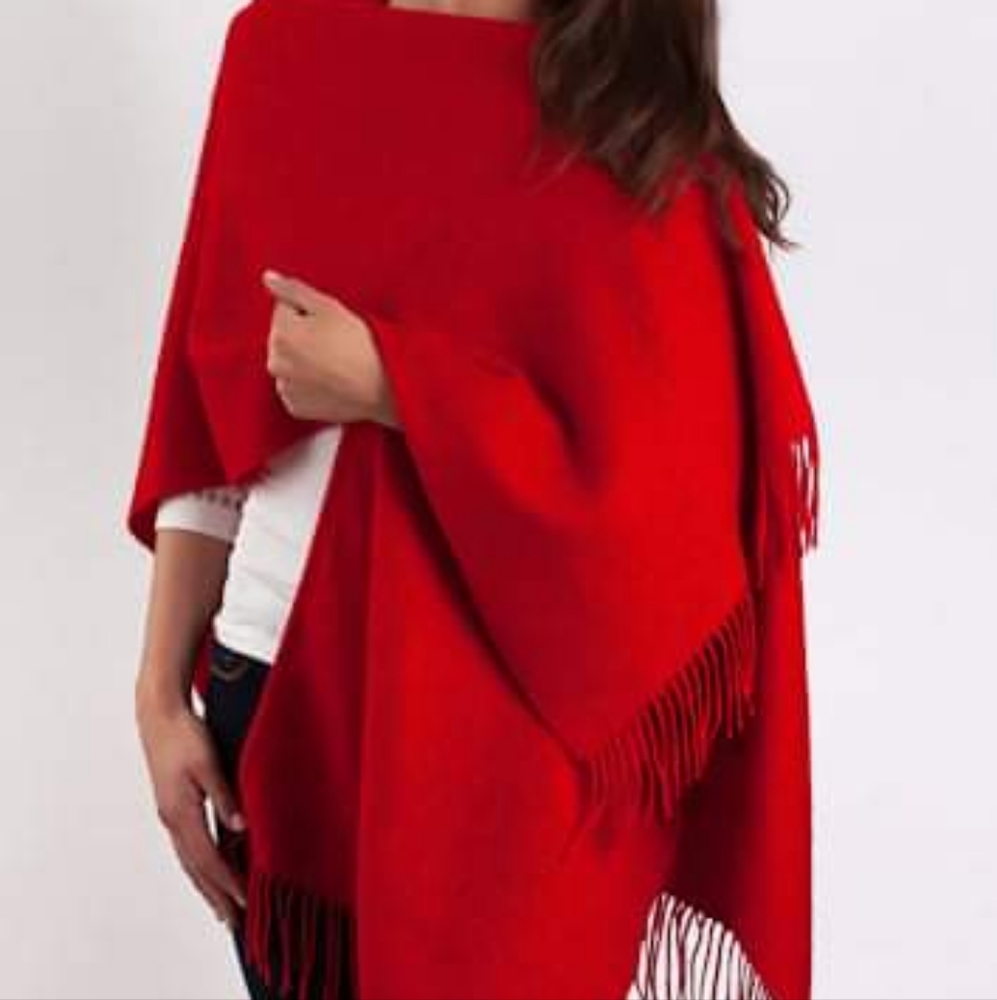 OS Portolano Ruana  RED fringed wool blend wrap EUC. A ruana us U shaped.